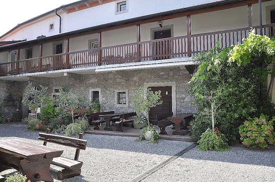 Agriturismo Pri Živcovih – 4 jabolka